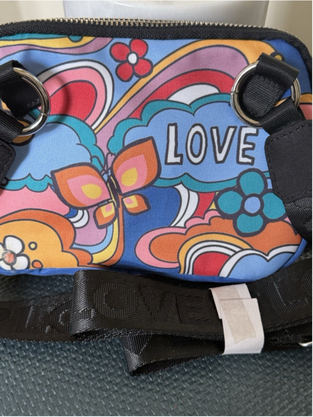 BRIGHTON Power Of Love Crossbody Bag Hearts Flowers NWT Fanny pack - Picture 5 of 9
